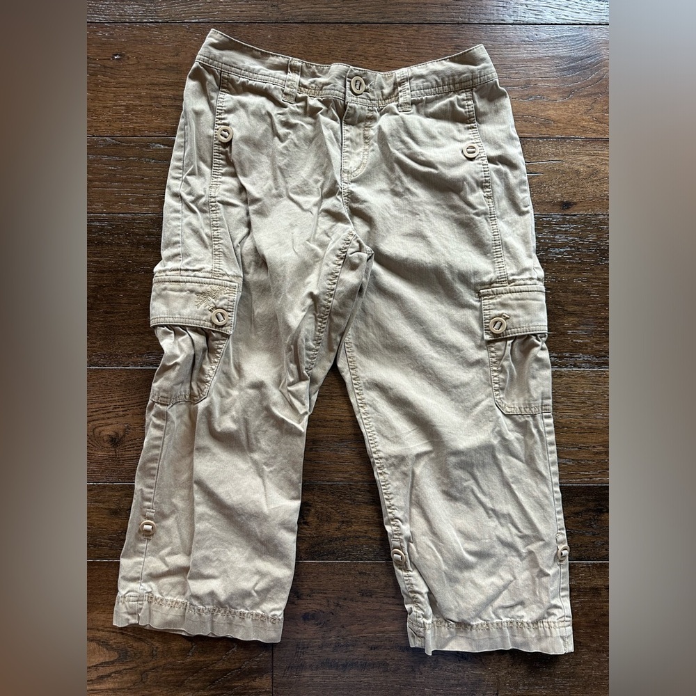 Eddie Bauer Khaki Cargo Capris